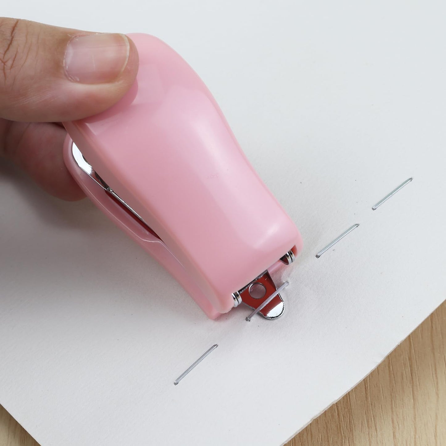 Mini Desktop Stapler Set,20 Sheet Capacity,Includes Built-in Staple Remover and 750PCS No.12 Staples,Small Cute Stapler for Office and School Supplies (Pink)