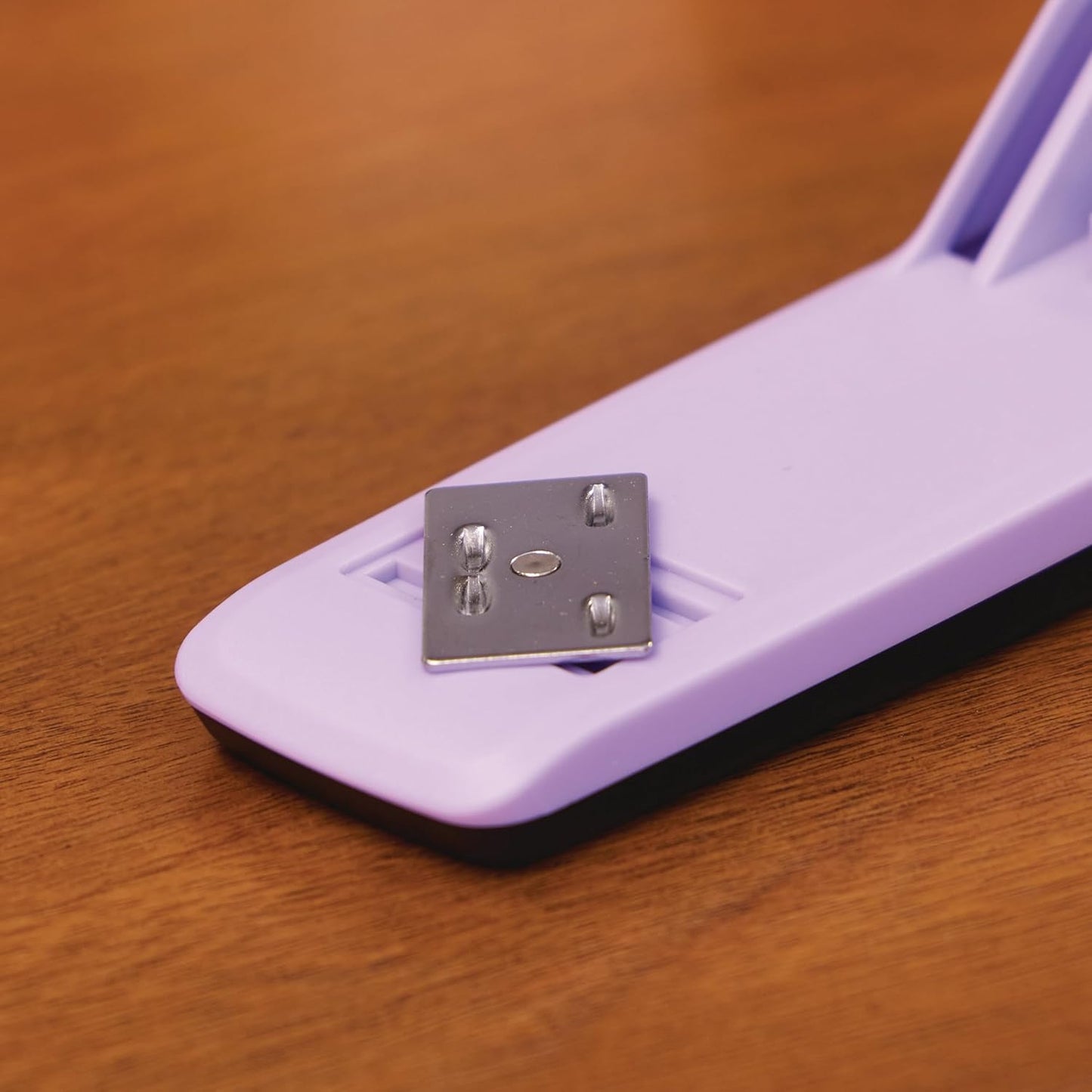 Swingline Stapler, 20 Sheet Capacity, 545 Desktop Stapler, Lavender (S7054512)