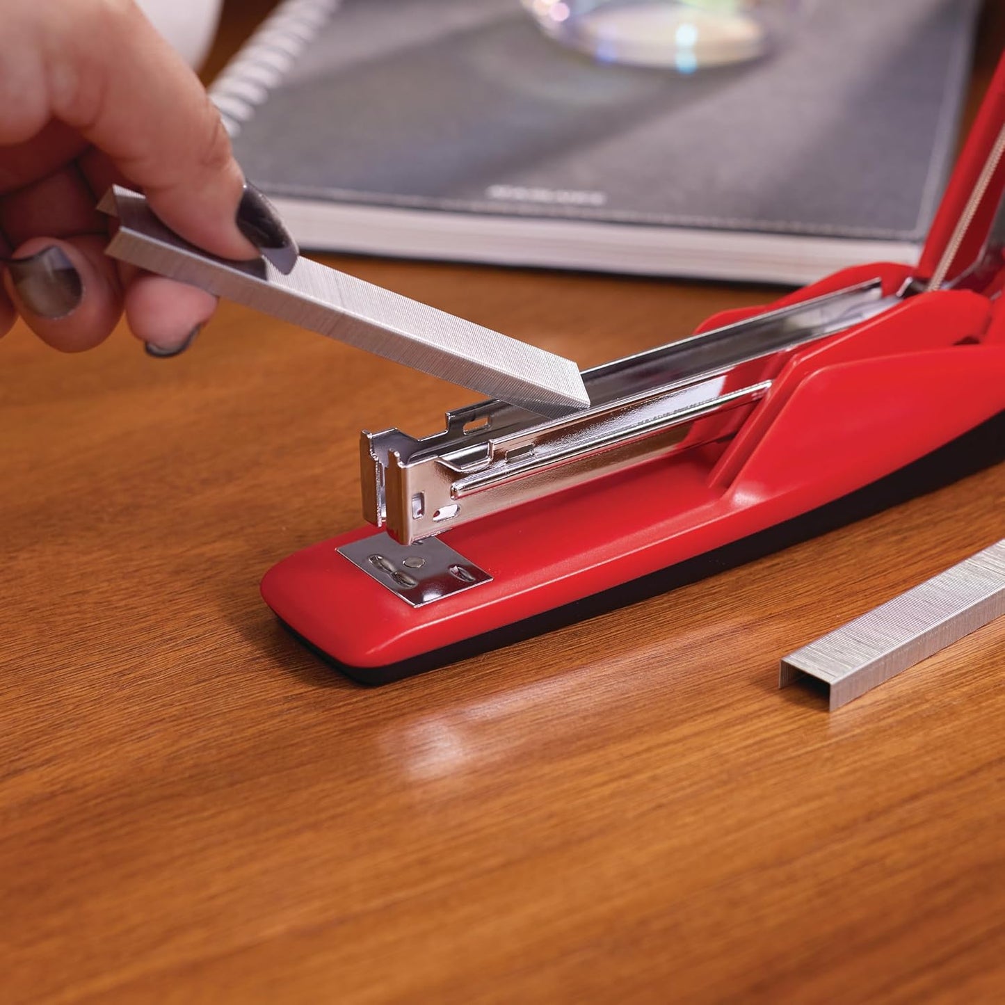 Swingline Stapler, 20 Sheet Capacity, 545 Desktop Stapler, Rio Red (S7054510)
